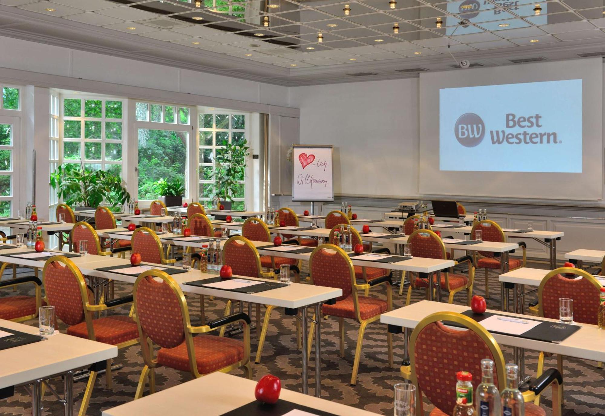 Best Western Hotel Der Foehrenhof Hanover Exterior photo