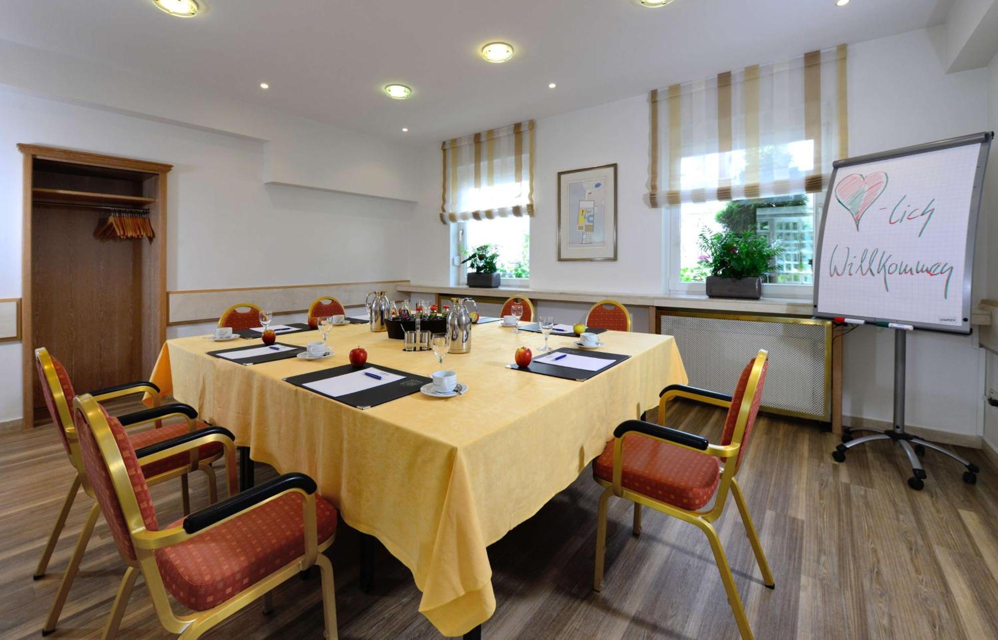 Best Western Hotel Der Foehrenhof Hanover Exterior photo