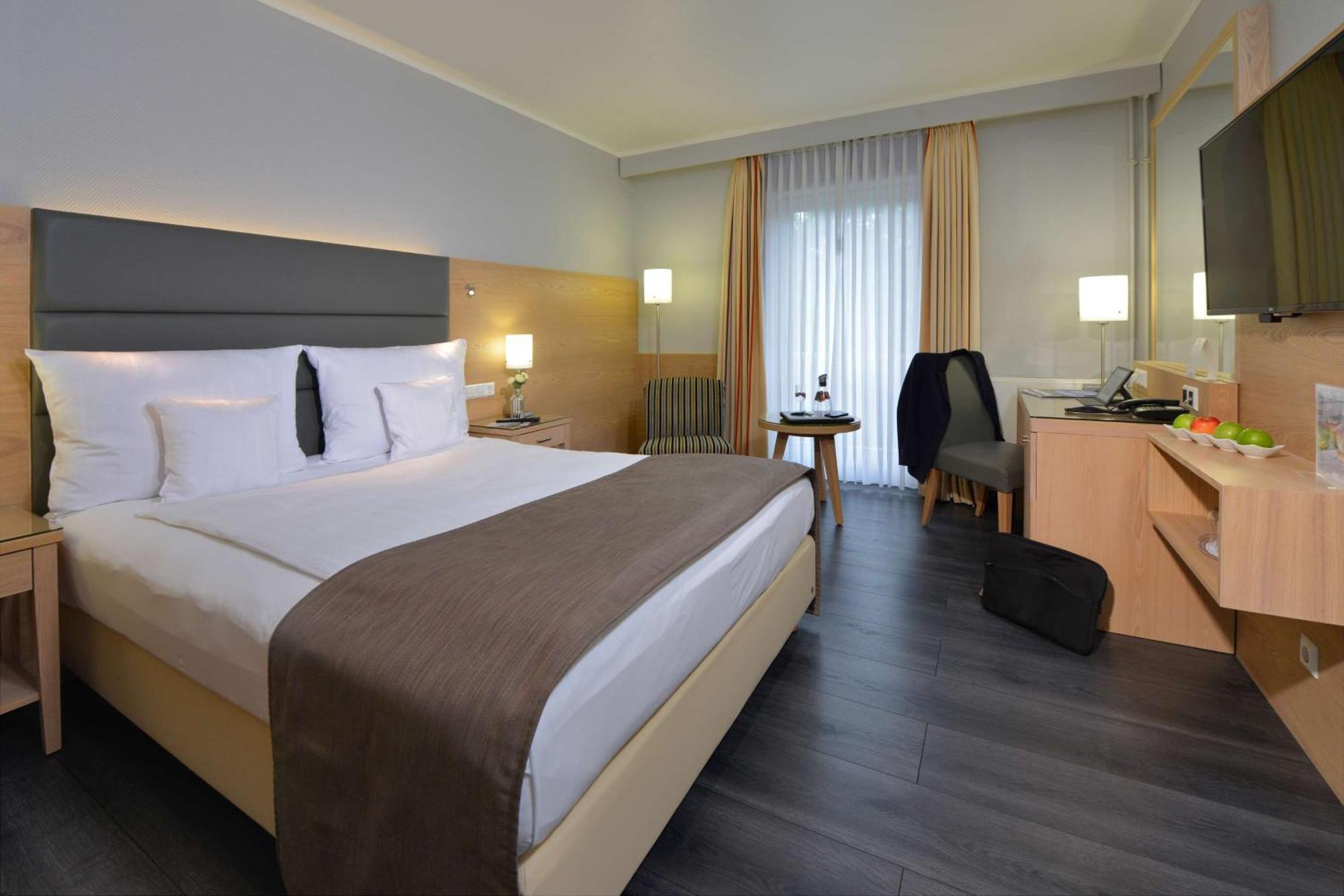 Best Western Hotel Der Foehrenhof Hanover Exterior photo